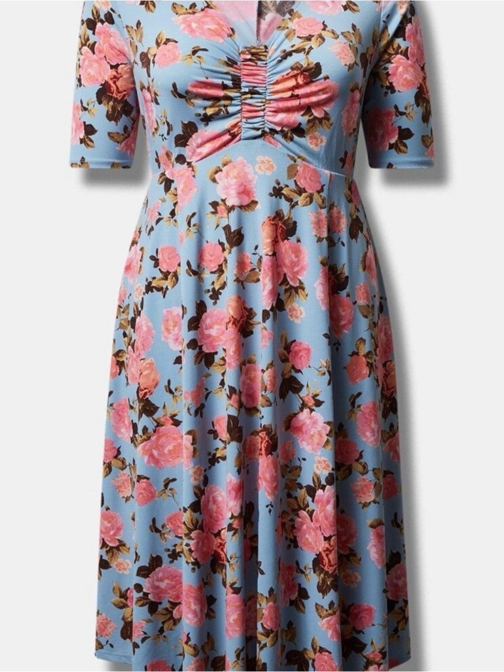 🌸 Sweet & Springtime! Torrid Light Blue Floral Ruched Front Midi Dress